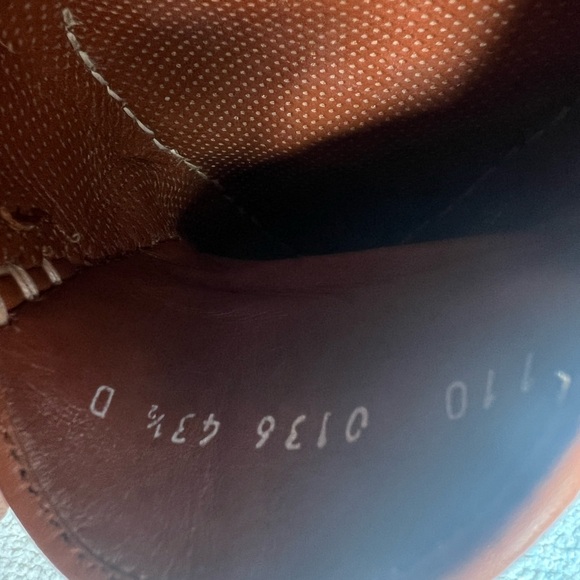 Gucci Men's Tan and Cream Loafers - Picture 4 of 9